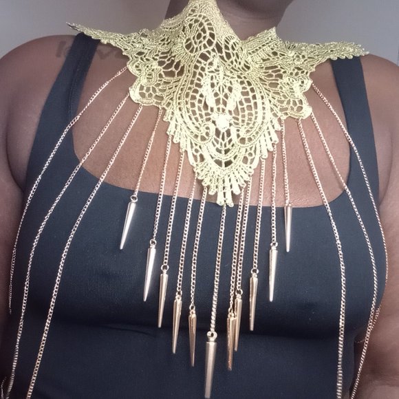 Golden Goddess Gold loop and lace body chain - Picture 1 of 5